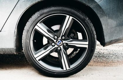 How to Choose the Right Car Tires for Your Vehicle?